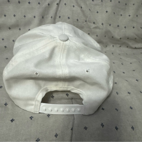 White 'Thirty' Printed Cap Adjustable Party Birthday - Picture 3 of 5